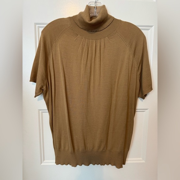 Escada Virgin Wool Turtleneck Size 44 - Picture 1 of 11